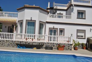 Xalet en Urbanización, s/n. Se alquila chalet en calpe Xalet en Urbanización, s/n. Se alquila chalet en calpe